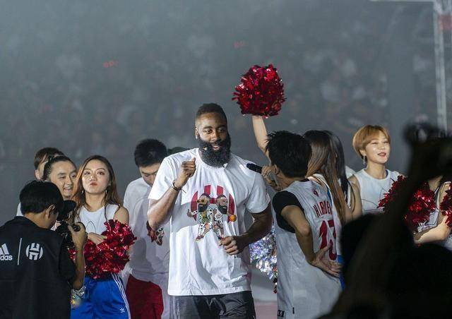 哈登巅峰对决，Karsa与70激战中国队分钟，挺进下一轮胜负难料！的简单介绍